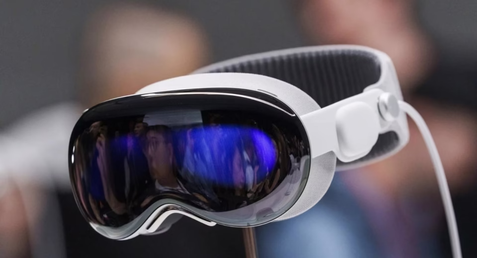 Apple Vision Pro AI integration new chapter DRONE