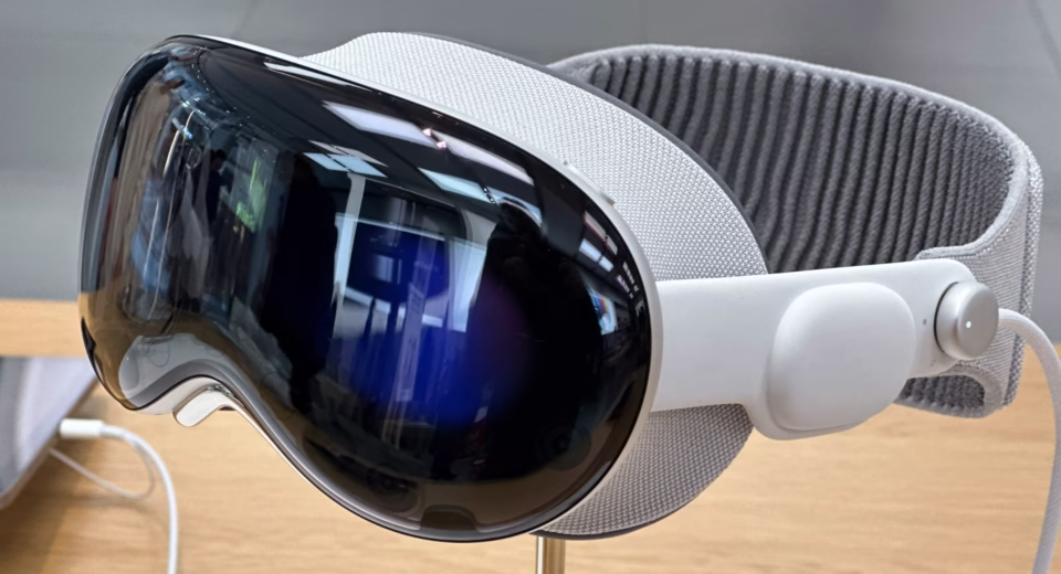 Revolutionary Apple Vision Pro Spatial Computing: A Game-Changing Review 1 Apple Vision Pro spatial computing revolution DRONE