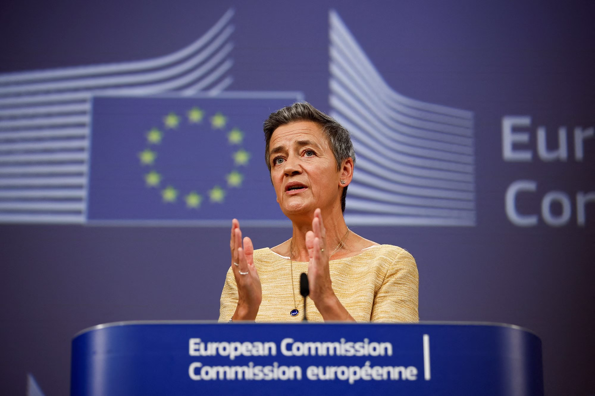 apple eu antitrust fines and regulations