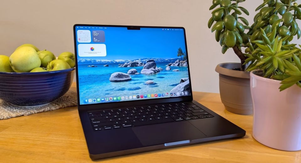 Apple M5 chip MacBook Pro release date