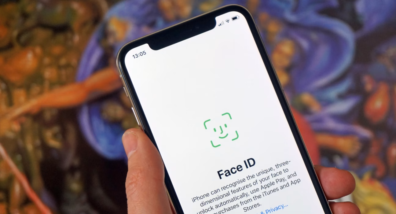 iphone 17 pro max under display face id features