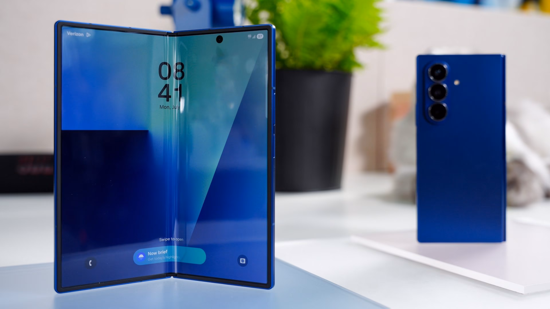 samsung galaxy z fold 7 under display camera features